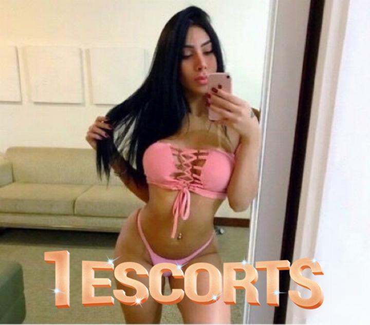 Lauren independent UK Newcastle escorts