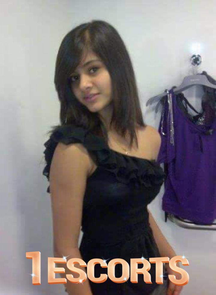 ???????? PRIYA ???? SINGH ???????? TOP MODEL ☎ ☎ EROTIC HOT SEXY BEBEY HOTEL HOME SERVICE VADODRA