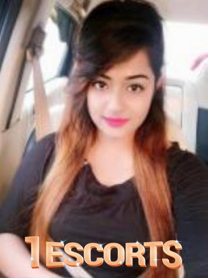 Cash Payment In Hand To Hand Riya Escorts Service In Vadodara -7