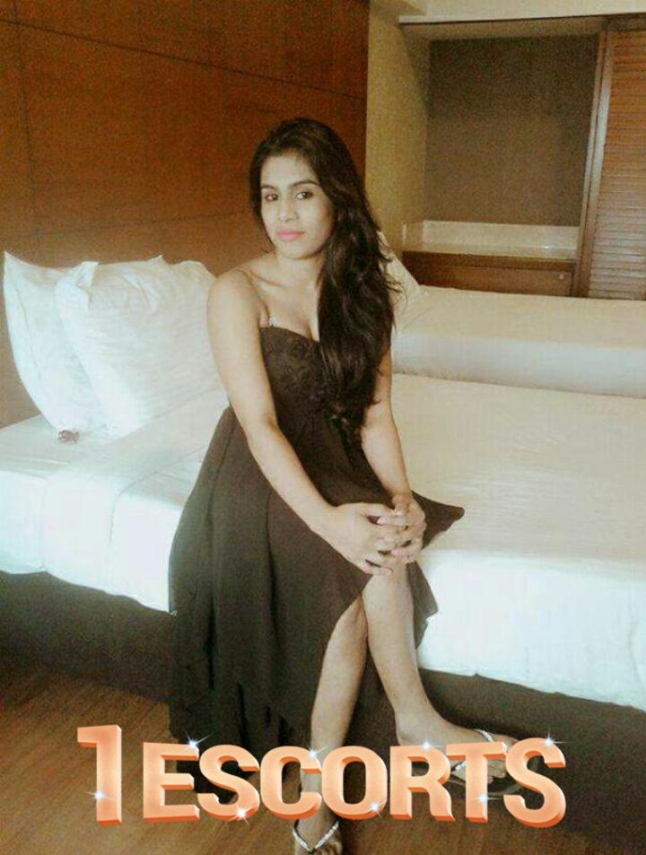 100% GENUINE ESCORTS CALL ANJLI VADODARA ESCORTS