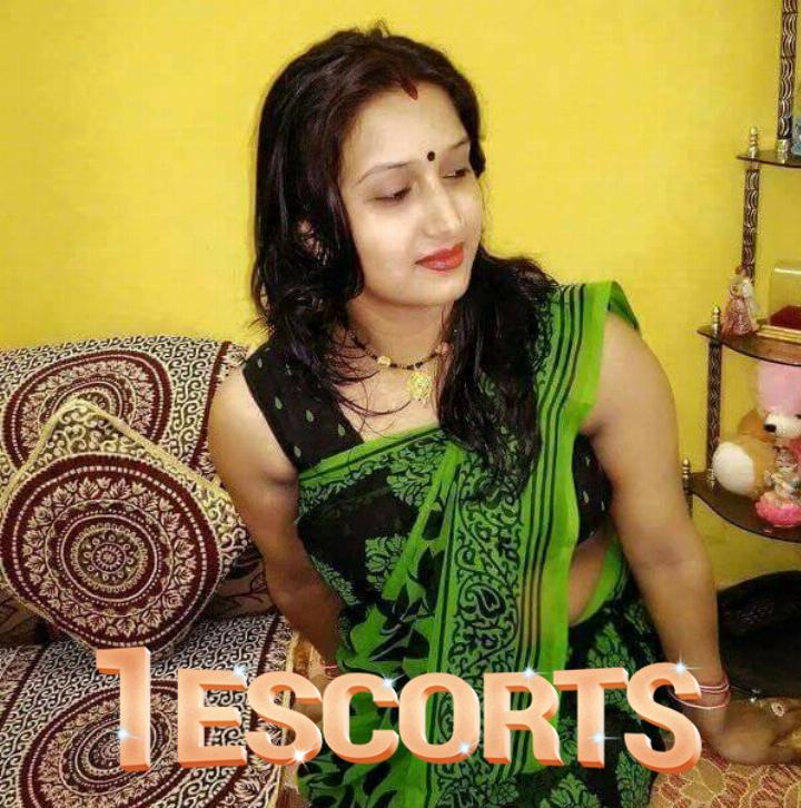 LIVE VIDEO CALL SERVICE,PHONE SEX WITH HOT LADY KAVYA