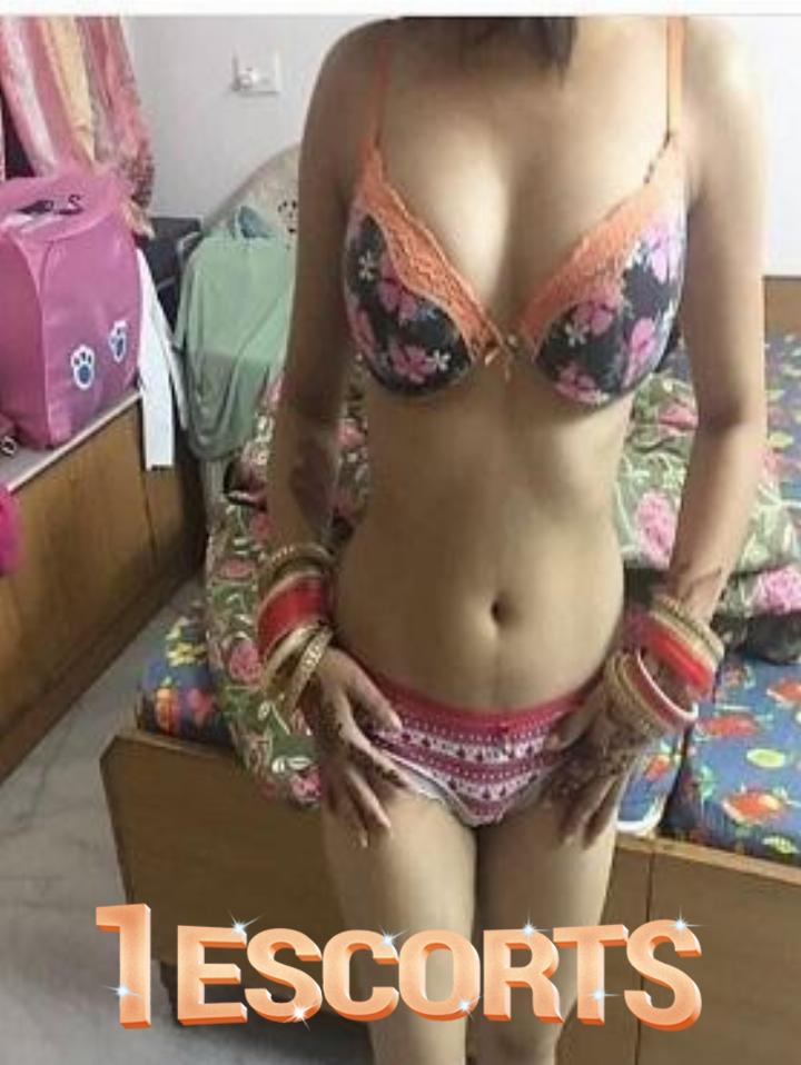 INDIAN  SEXY LADY NUDE VIDEO CALLING HURRY UP CALL NOW -2