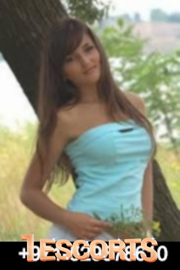 ♥ INDEPENDENT CALL GIRLS IN ABU DHABI ~~ INDIAN CALL GIRLS ♥