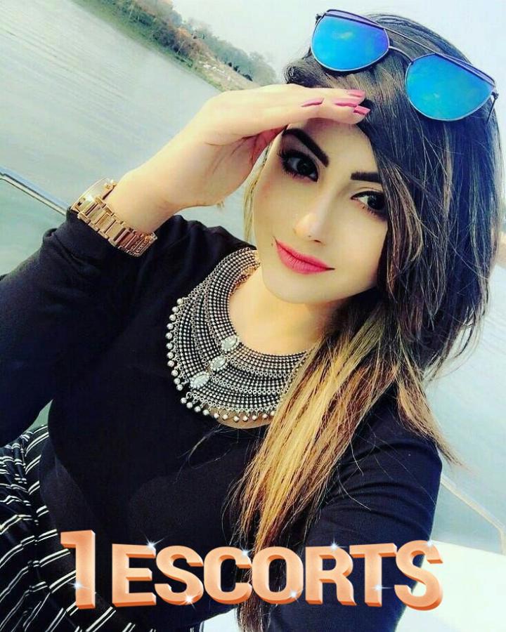 Mona Escorts in Islamabad -2