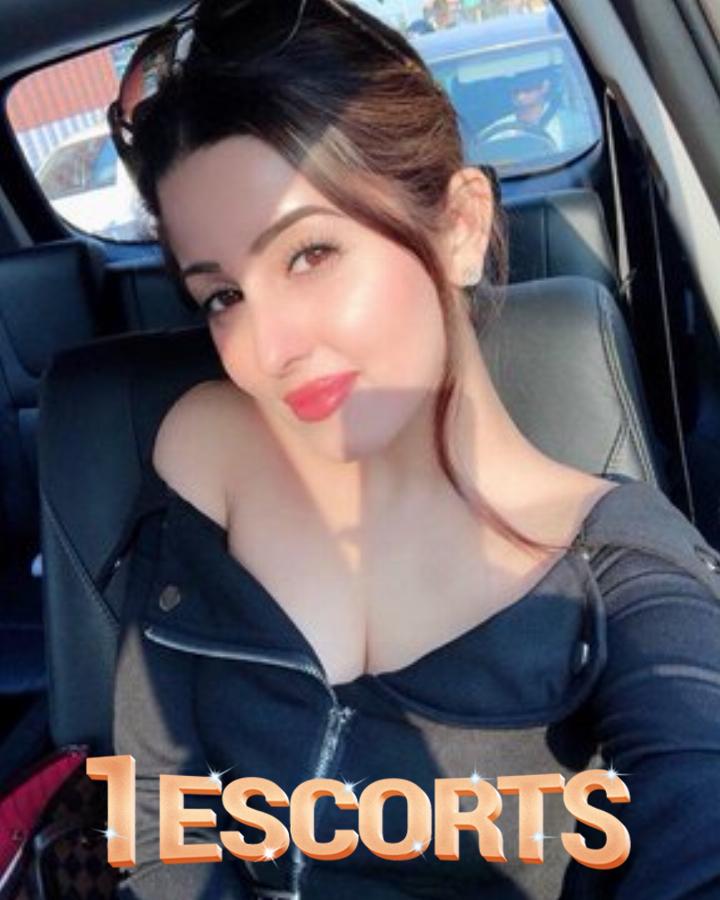 Make Your Weekend Memorable With Our Sexy Girl in Murree 0302-2002888
