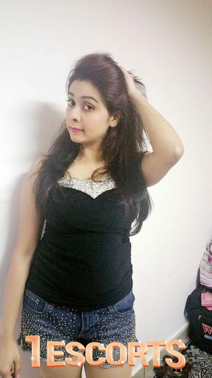 Young Lusty Girl Ready Now for Night Party in Islamabad 0332-3777077