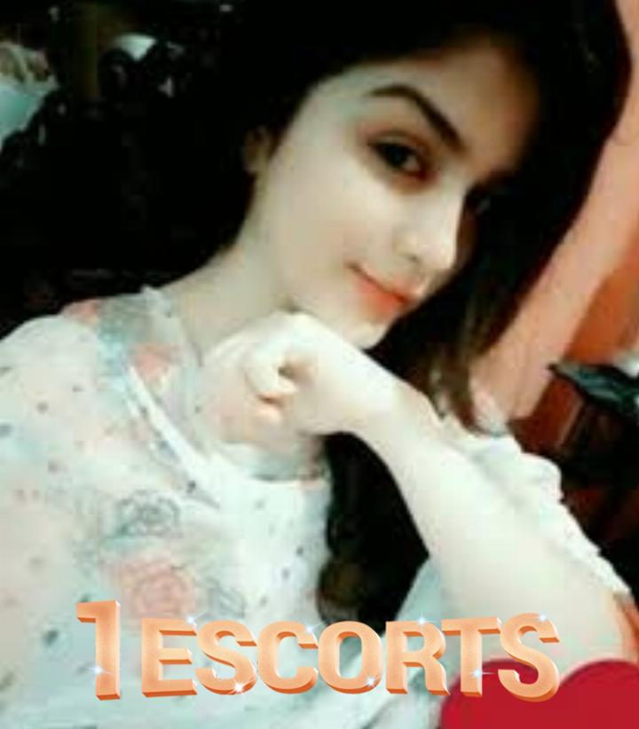 Kaamini Pakistani Escorts in Oman