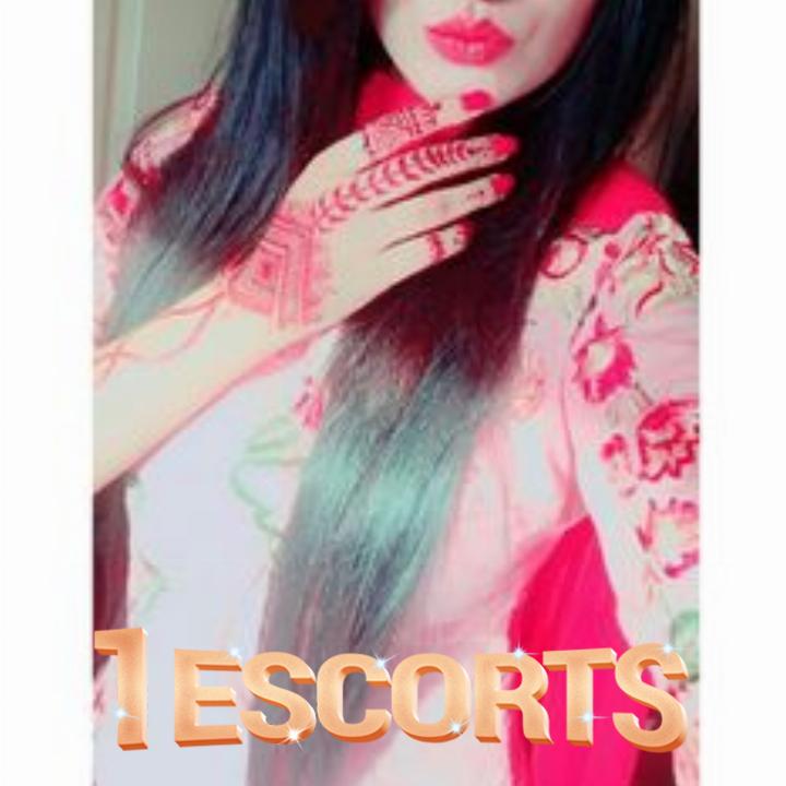 VIP Girls Ready to Sex With You in Islamabad 0332-3777077