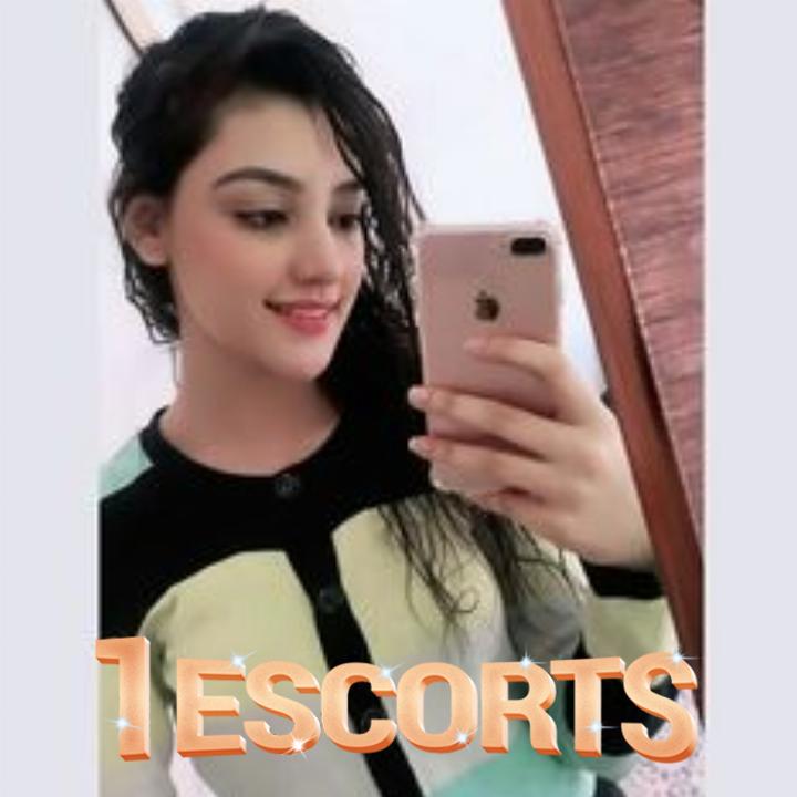 Ratri Indian Escorts in Muscat