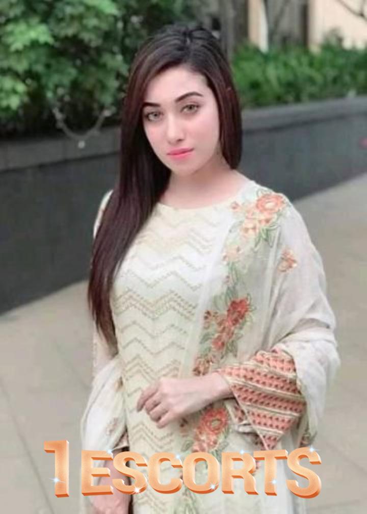 Karachi Call Girls 923074888875 -2