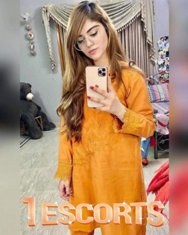Get Escorts Now At Your Doorstep In All Over Islamabad