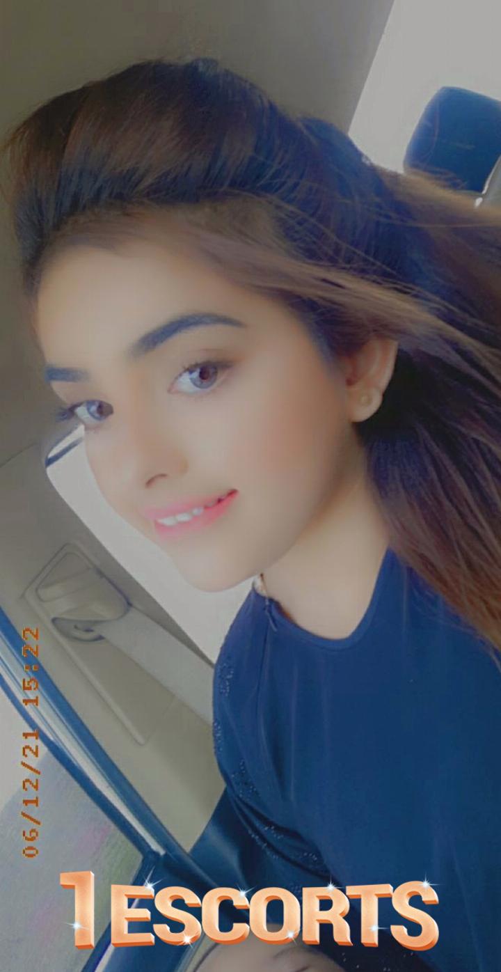 Anaya Pakistani Tiktok Star In Dubai -4