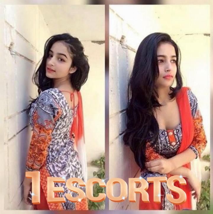 book for a college girl Escorts in Islamabad 03267727773