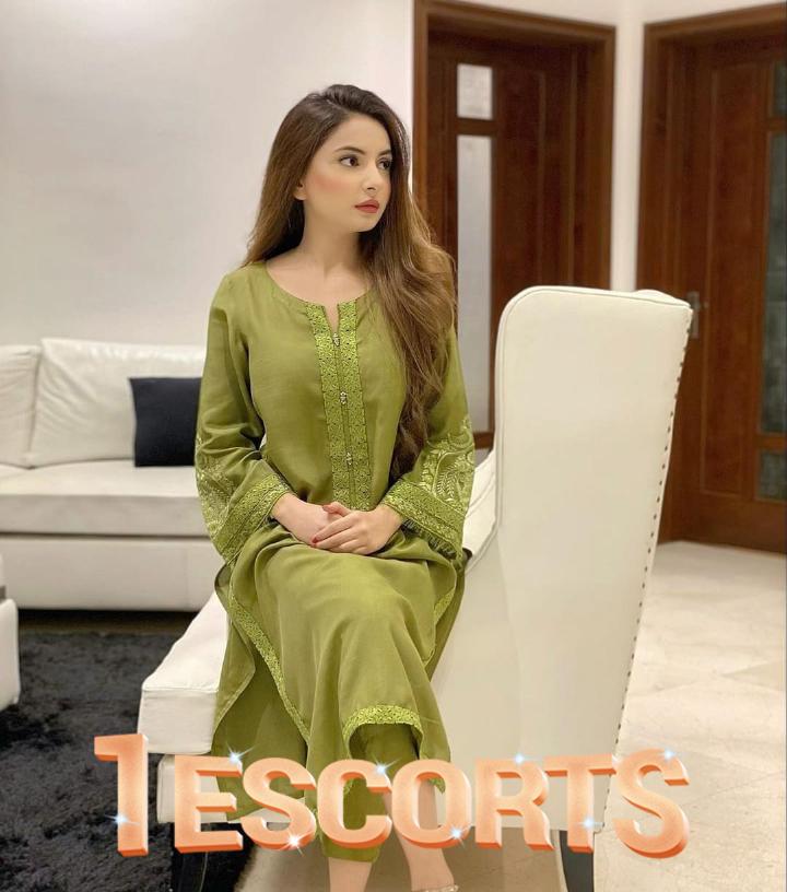 Most Beautiful Models in Lahore -4