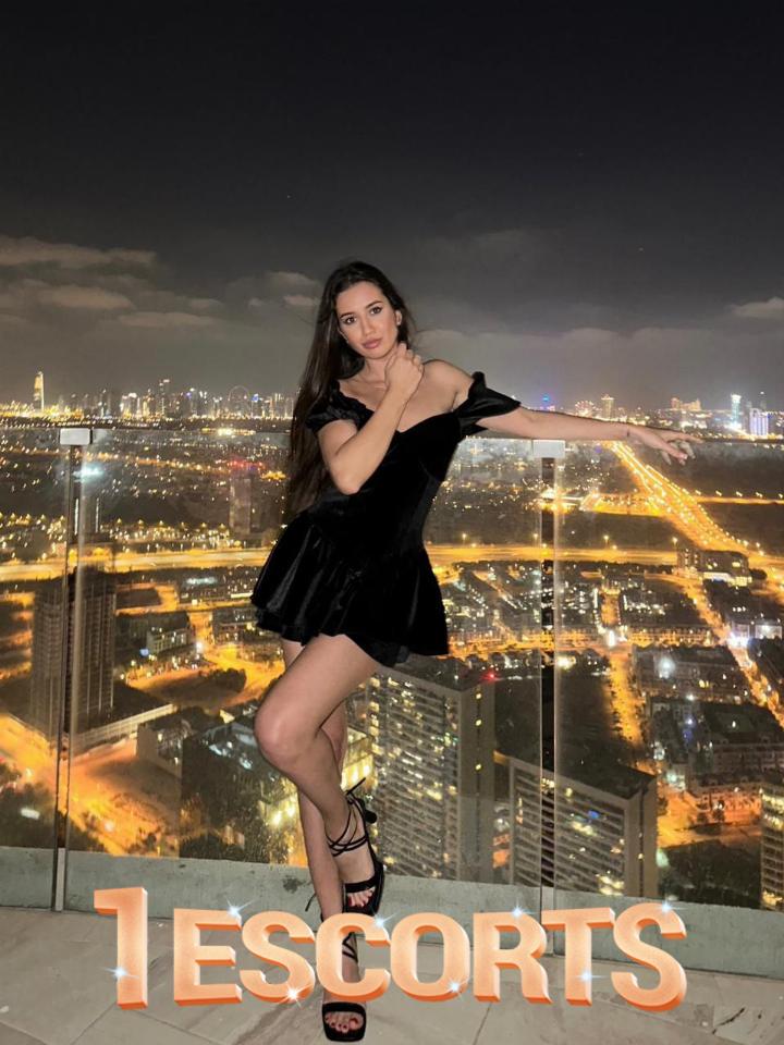 Victoria -4