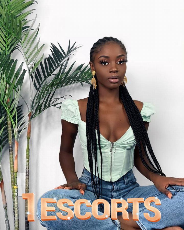 sacha female escort in Paphos -2