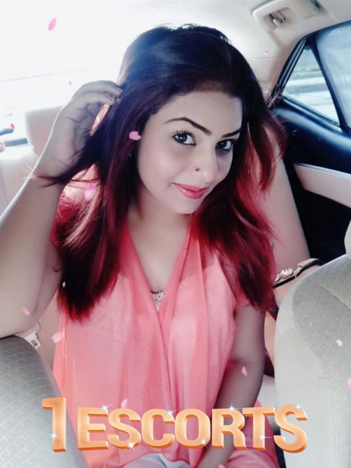 Milky Escorts Services in Islamabad 03001110544