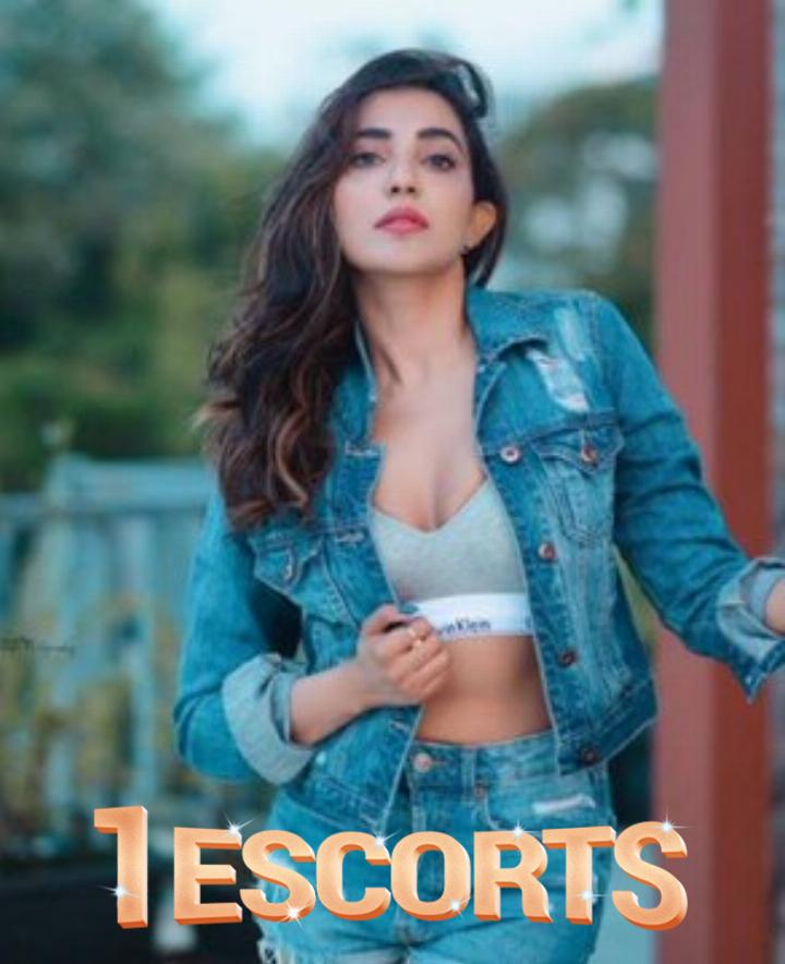 Genuine Karachi Escorts Girl Service 03308454976