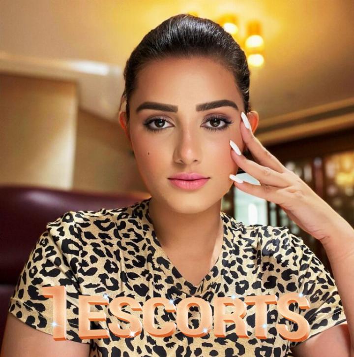 Independent Escort Karachi ❤️ 03308454976