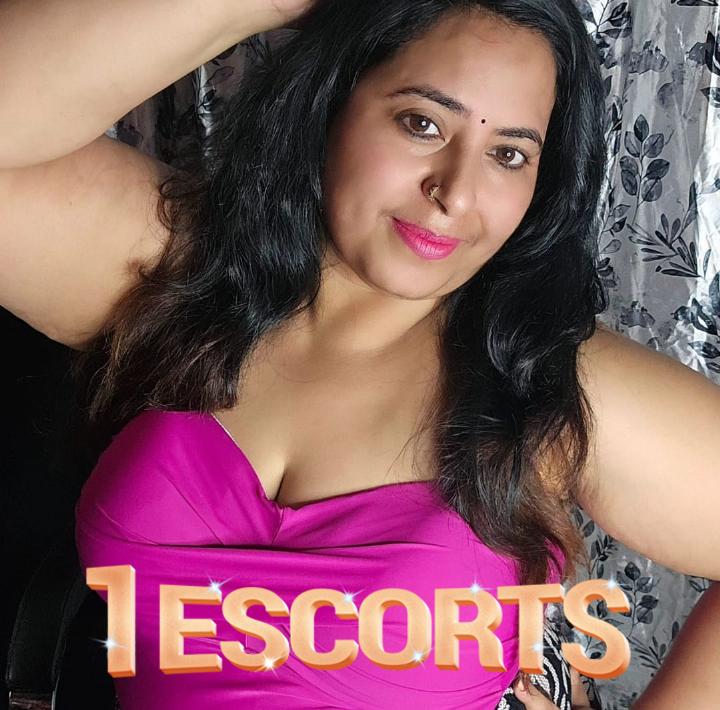 Seema Gupta -4