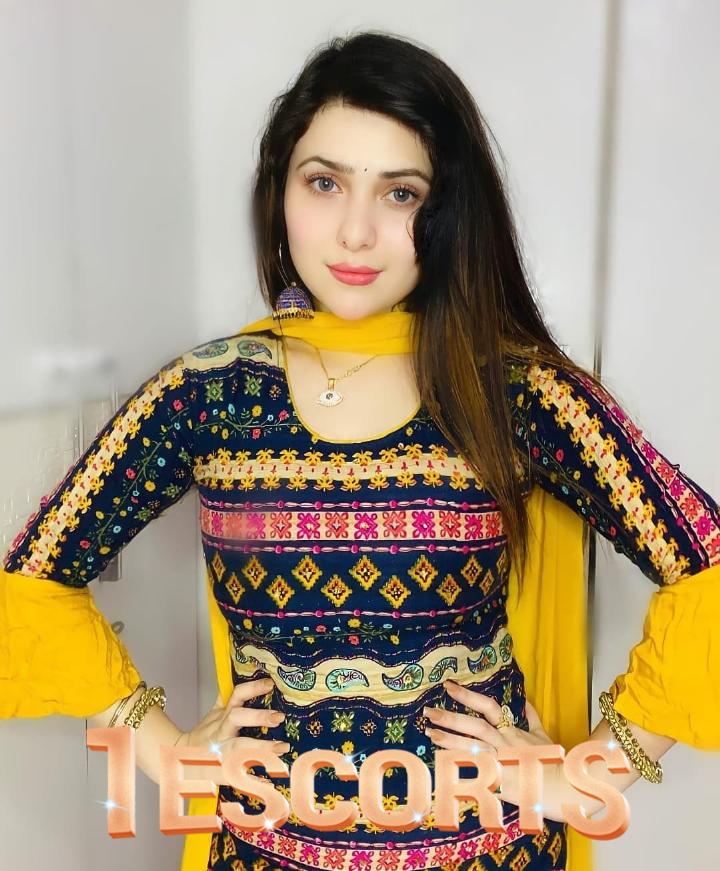 Islamabad Girls Escorts -3