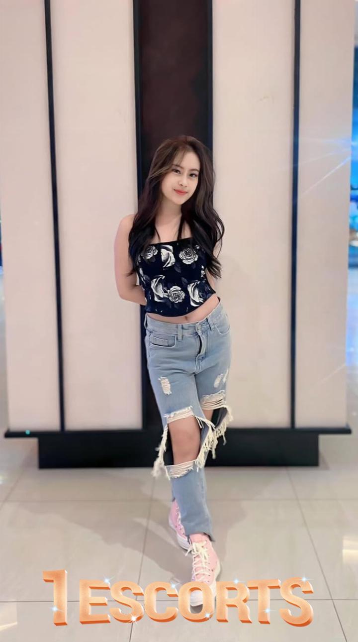 Natasya Semarang escort -3