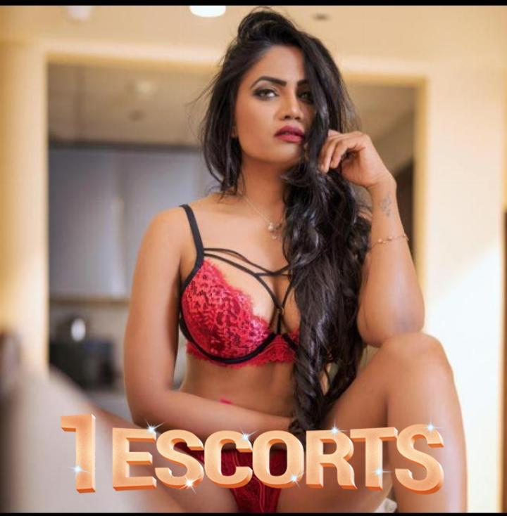 Escorts Dubai - Parul -2