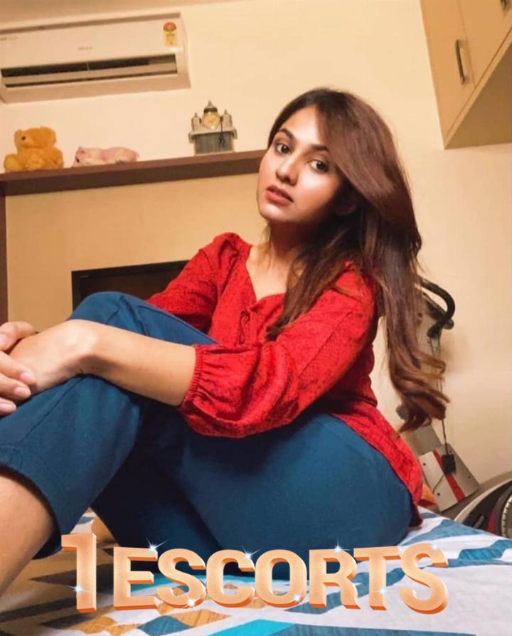 Young Call Girls in Murree | Beautiful Escorts in Murree
