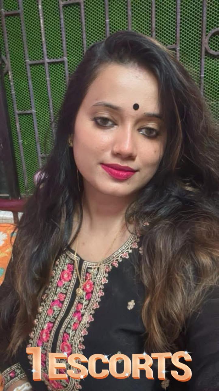 priya Singh -3