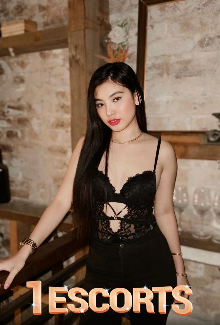 Filipino Escort Girls in Dubai -2