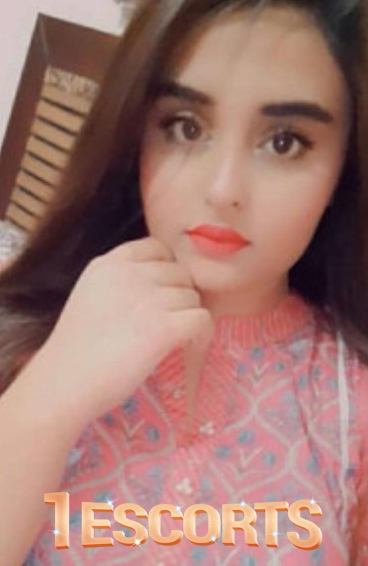Young amp Hot Collage Girls in Rawalpindi -4