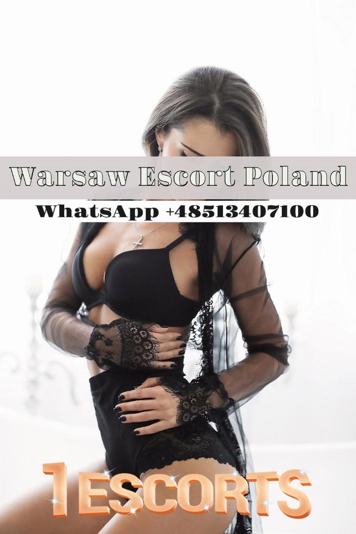 Harper Warsaw Escort -4