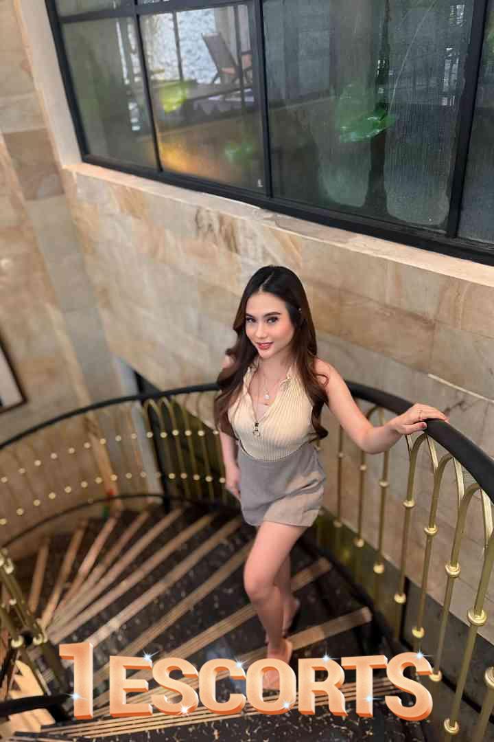 Mila – Naughty & Natural Malay Escort Girl in Kuala Lumpur for Premium Outcall & Incall -2