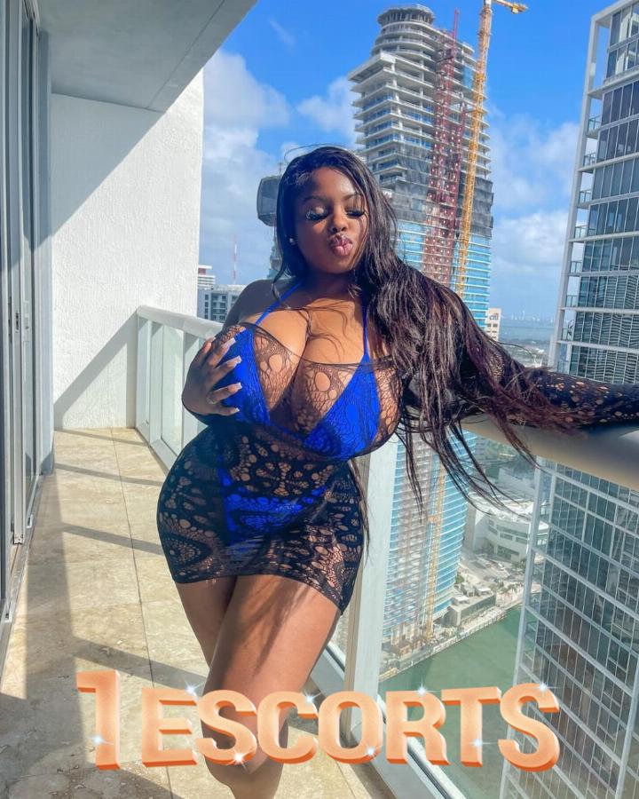 Sexy Camila
