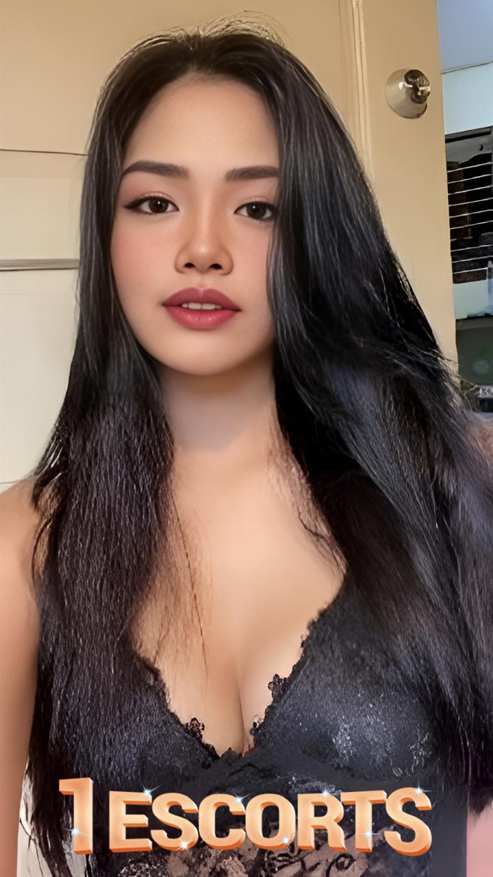 Sumi Escort Medan -3