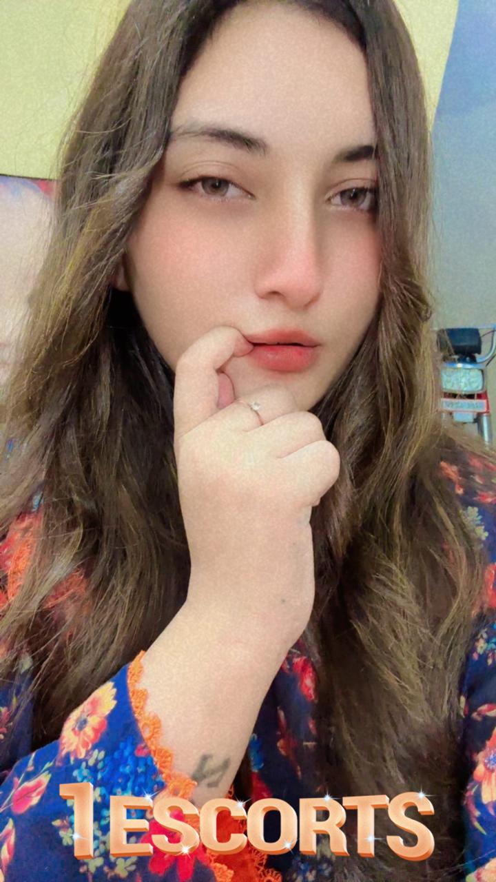Karachi Escorts By Call girls Karachi Awailable -2