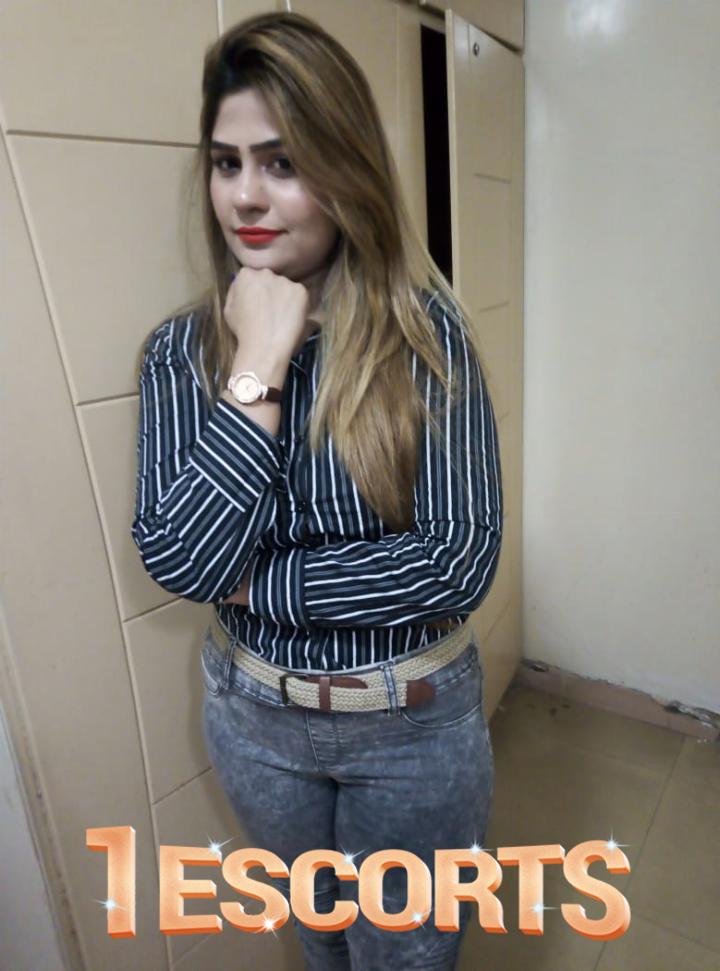 ayesha models girls -2