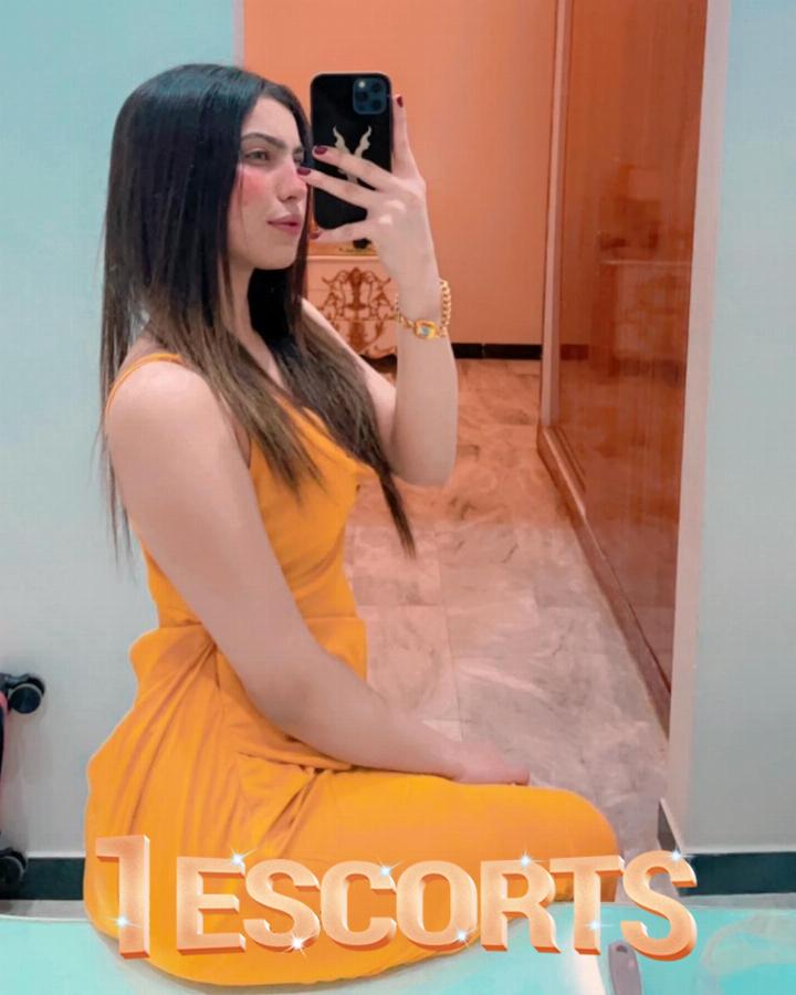 Lavish Model in Islamabad -3