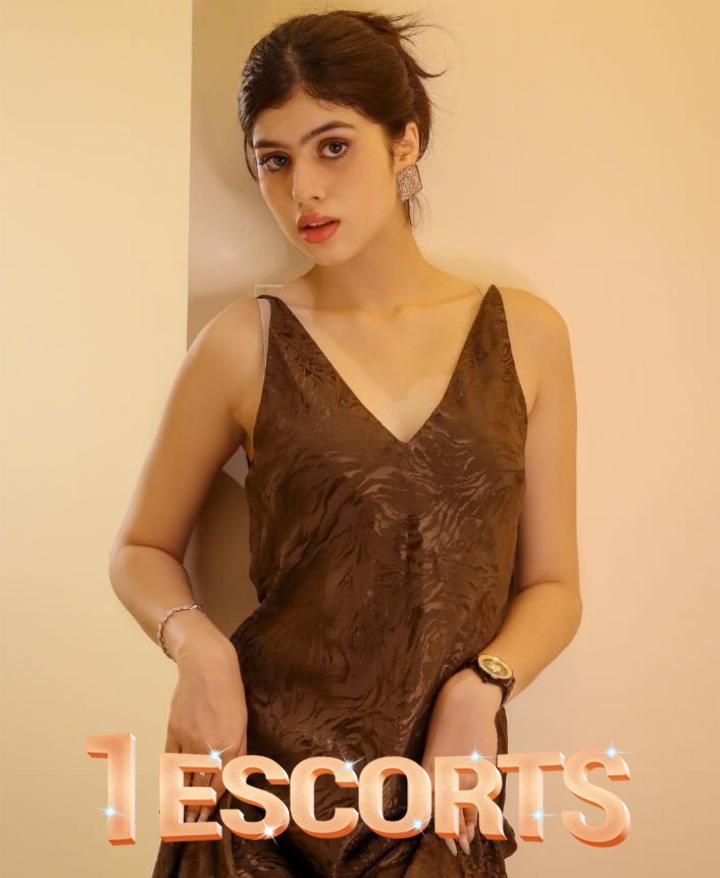 Lavish Model in Islamabad -4