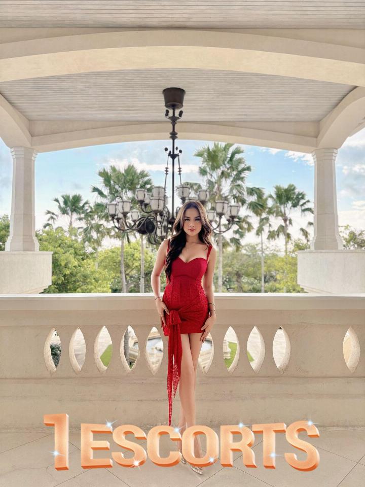 Gitarena By Luxe Allure