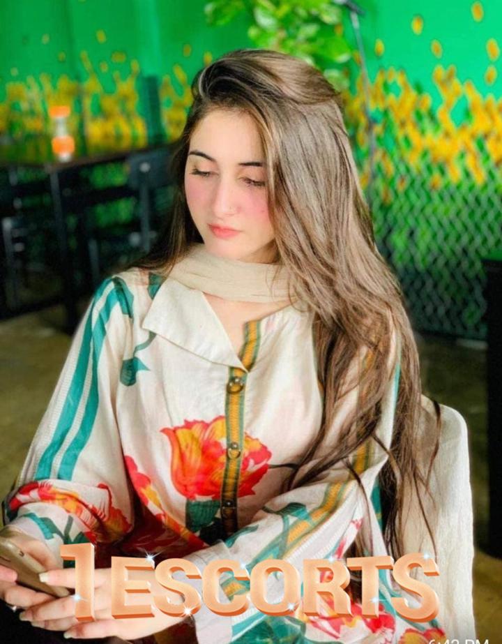 Young & Smart Models in Islamabad -3