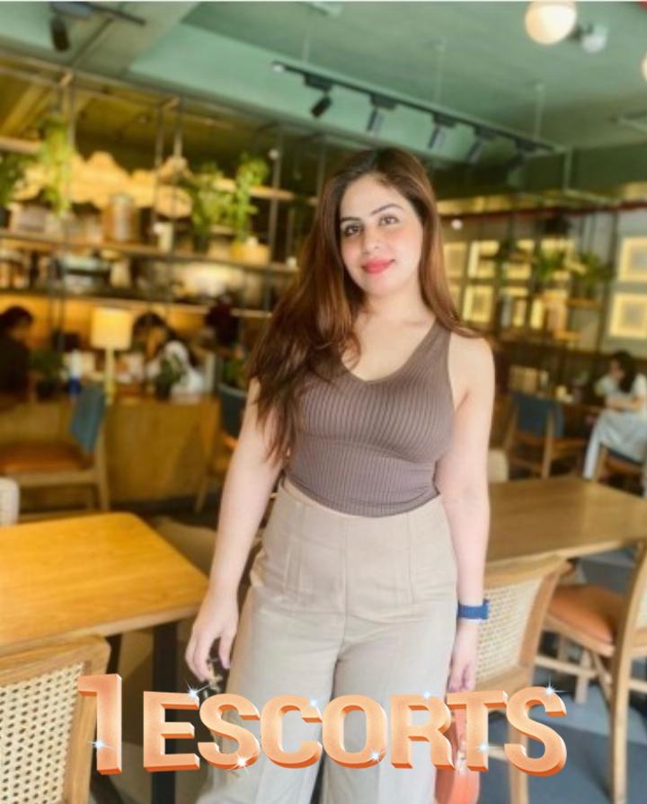 aliya models escors in lahore