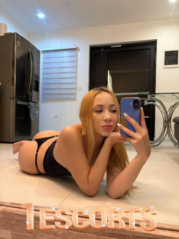 ISABELLA - Amazing Escorts Aruba Model