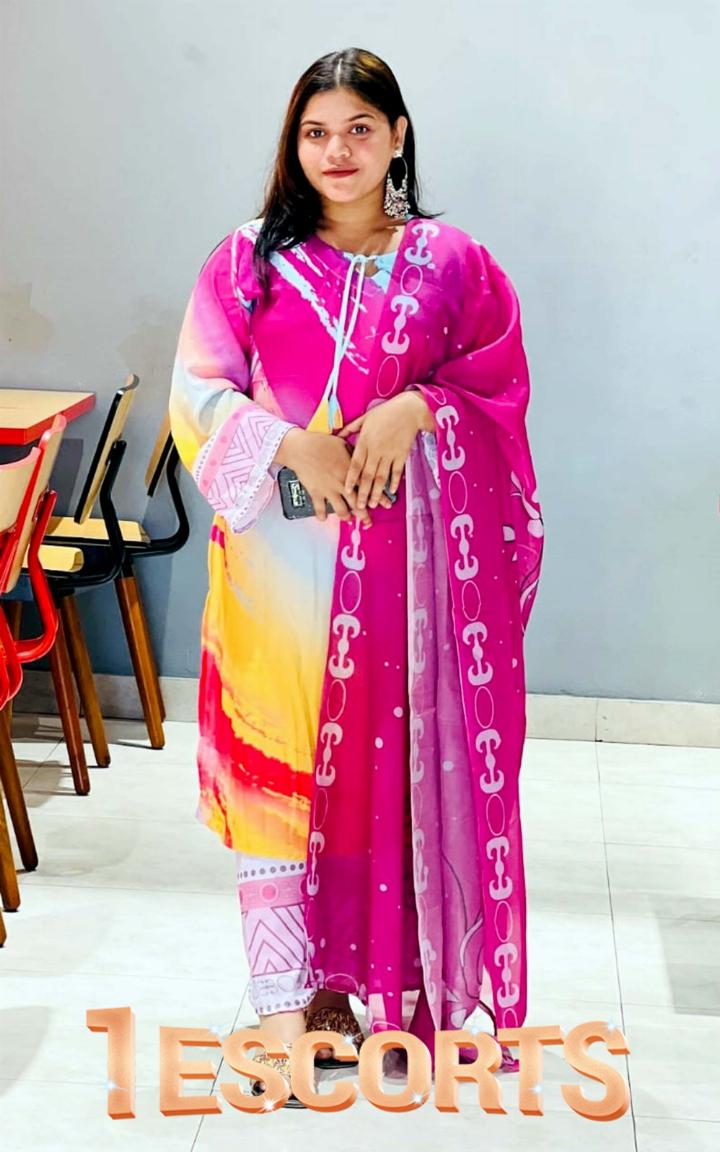 Hi i am ANISHA from Barishal live in Khulna !! -2