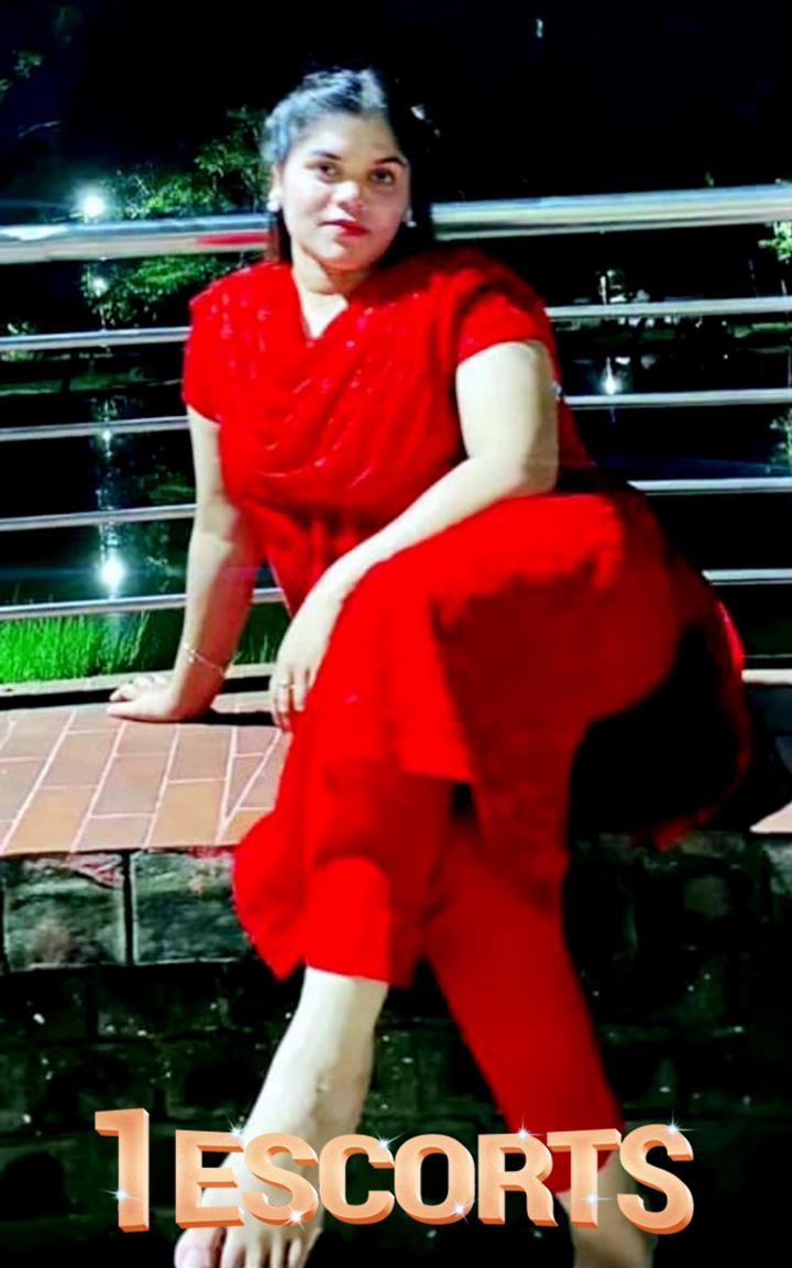 Hi i am ANISHA from Barishal live in Khulna !! -4