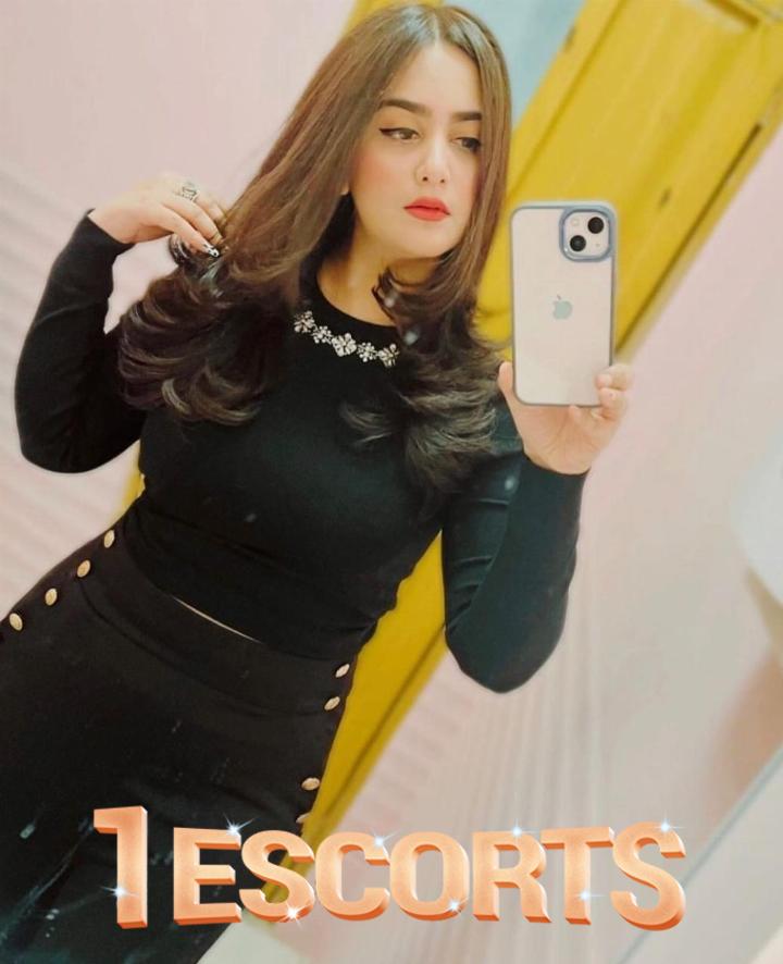 ALISHA KHAN ESCORTS IN RAWALPINDI -3