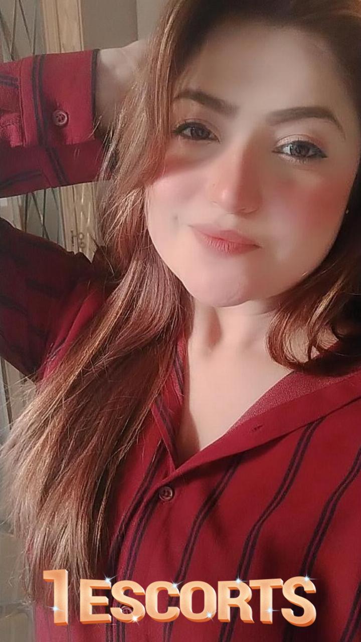 SHAZIA KHAN ESCORTS IN KARACHI -2