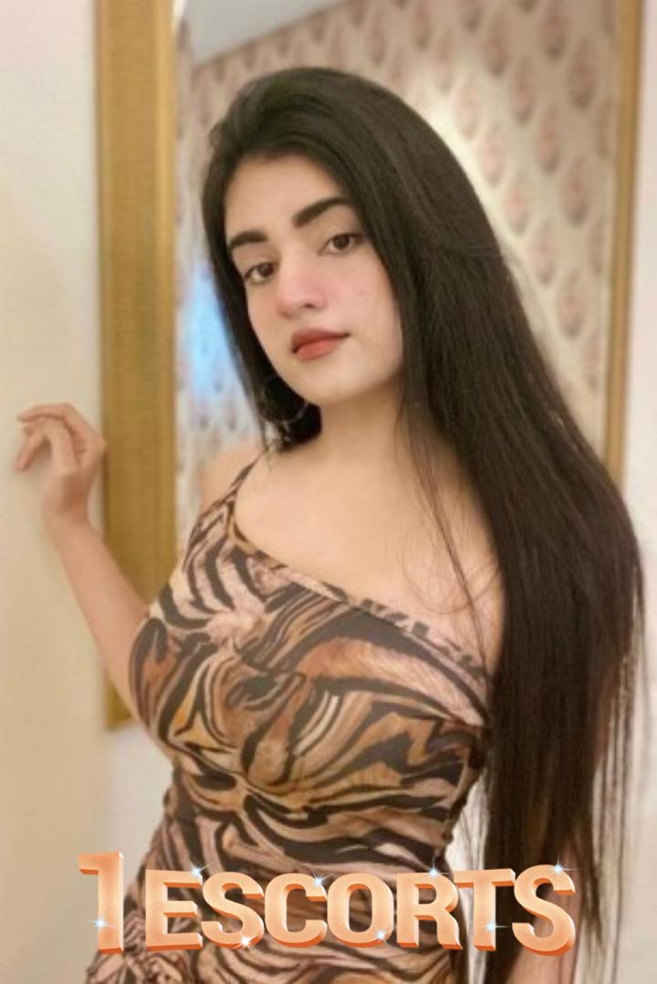 HALEEMA KHAN ESCORTS IN ISLAMABAD -2