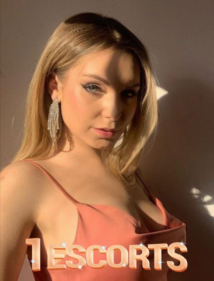 Bella Laperla Warsaw Poland -4