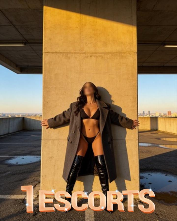 Mia Rossi – Italian Sex Siren -6